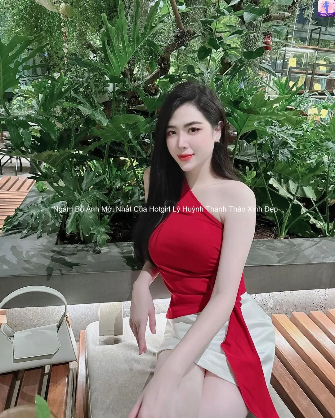 Ngắm Bộ Ảnh Mới Nhất Của Hotgirl Lý Huỳnh Thanh Thảo Xinh Đẹp 4